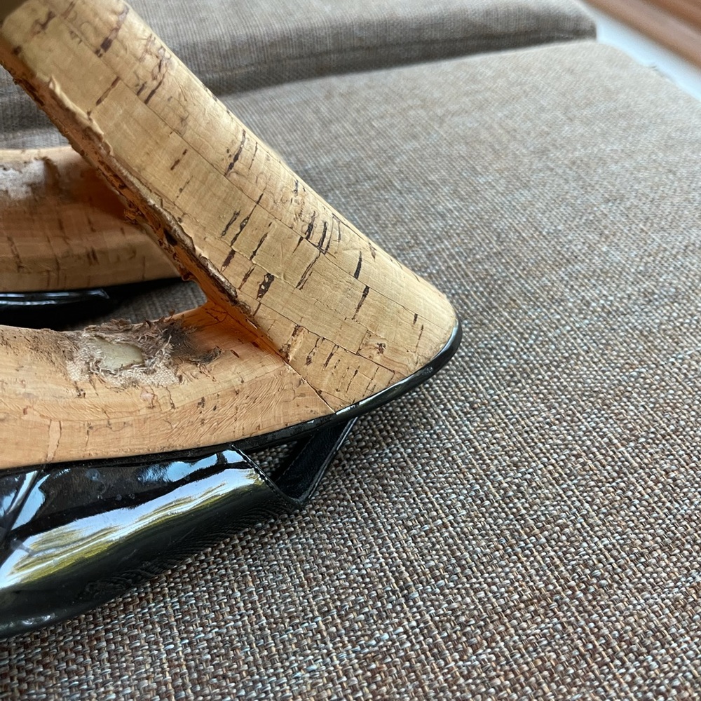 Gucci open toe heels. - Picture 11 of 11
